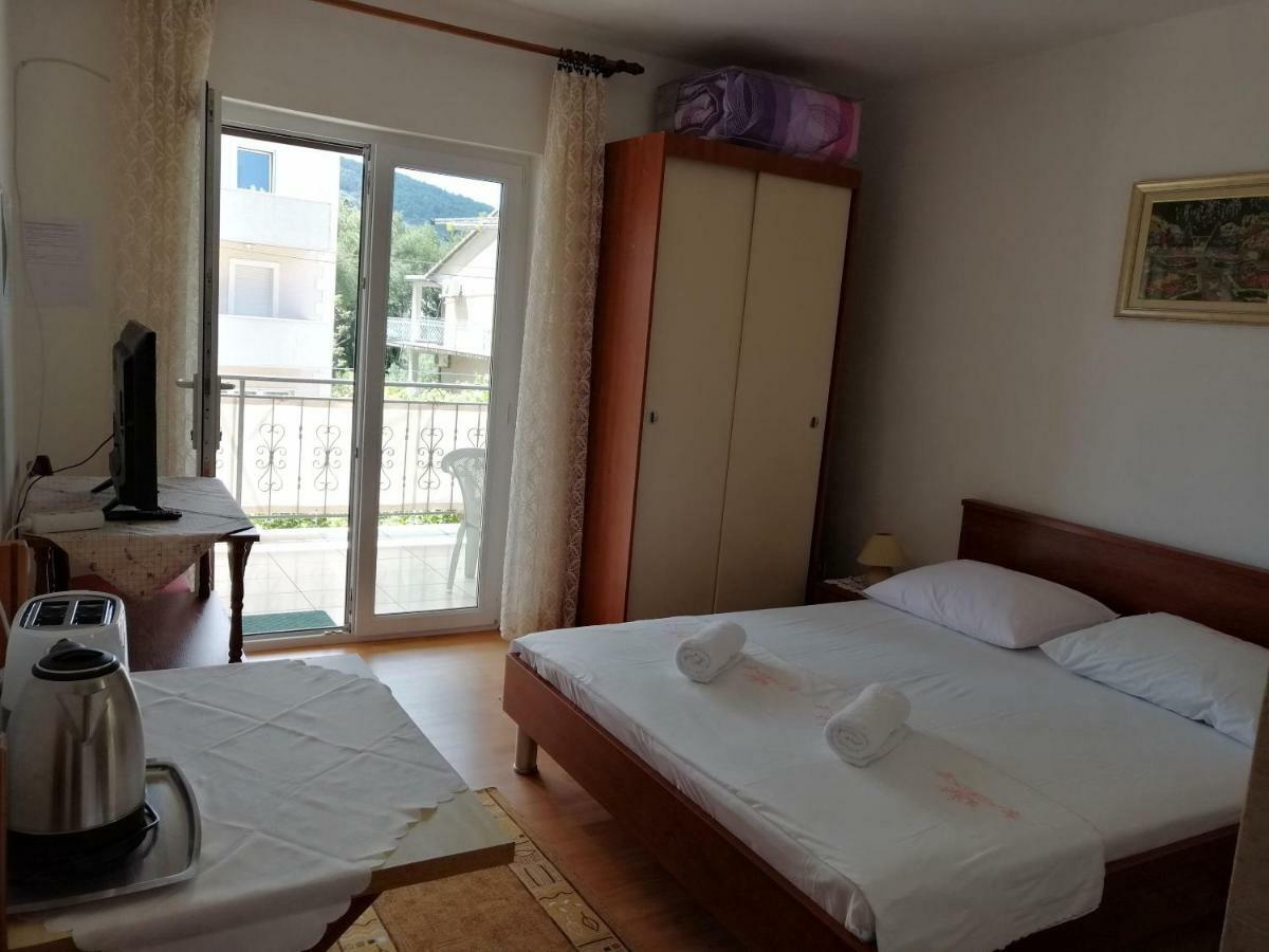 Apartments Emmas Studio สตารีกราด ภายนอก รูปภาพ