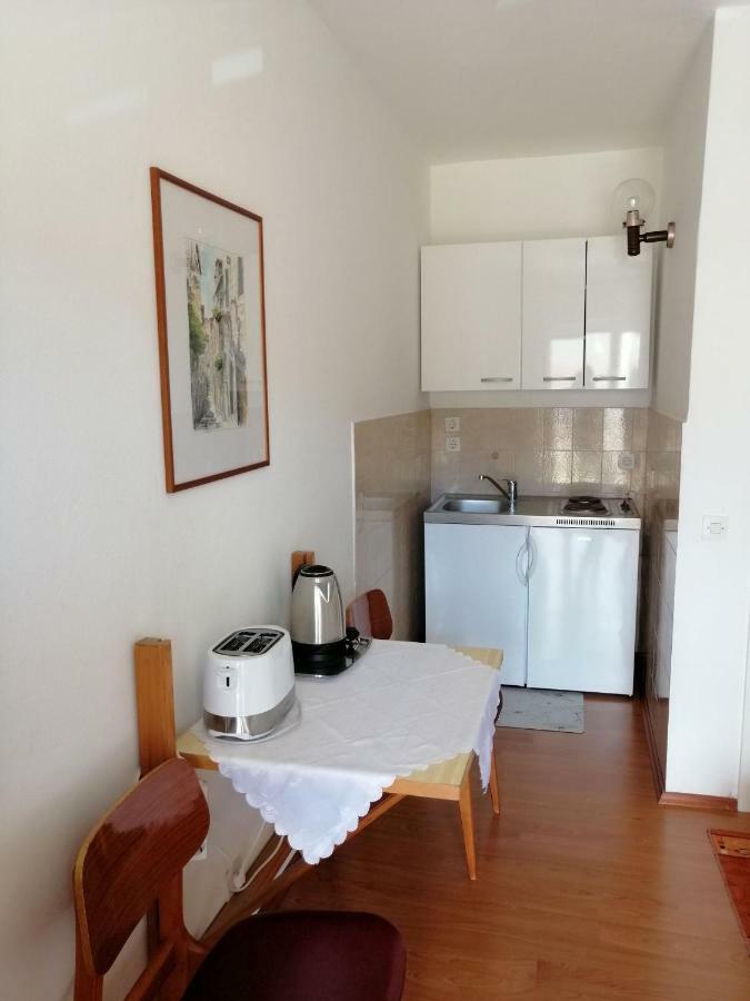 Apartments Emmas Studio สตารีกราด ภายนอก รูปภาพ